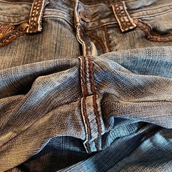 Cowgirl Tuff Jeans 33x32 - Picture 6 of 15